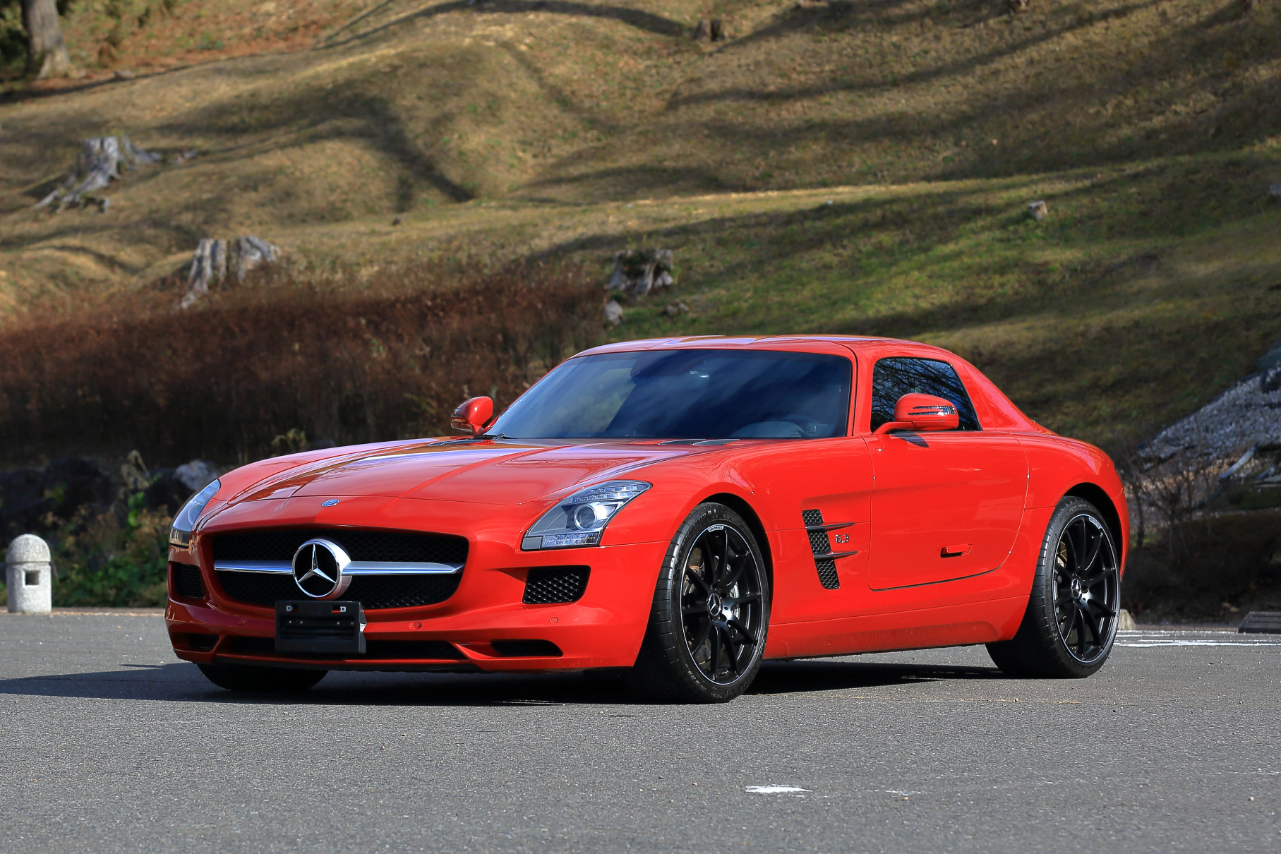 2011 Mercedes-Benz SLS AMG - 23,194 KM