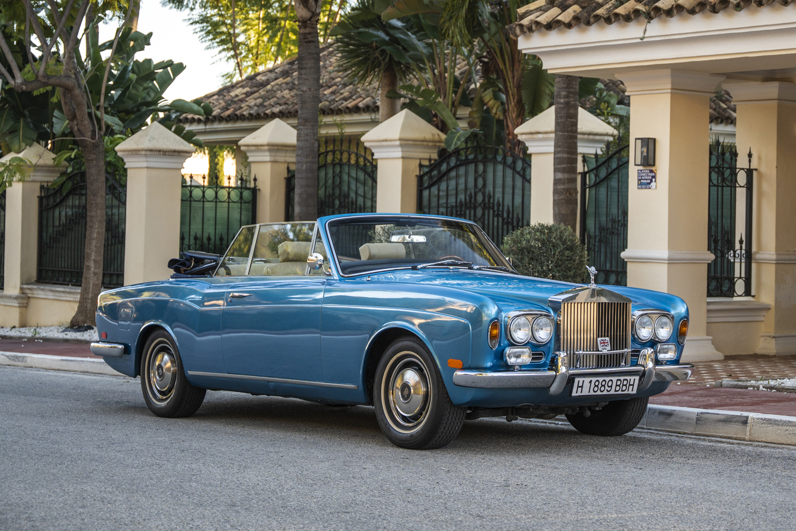 1971 Rolls-Royce Corniche Convertible