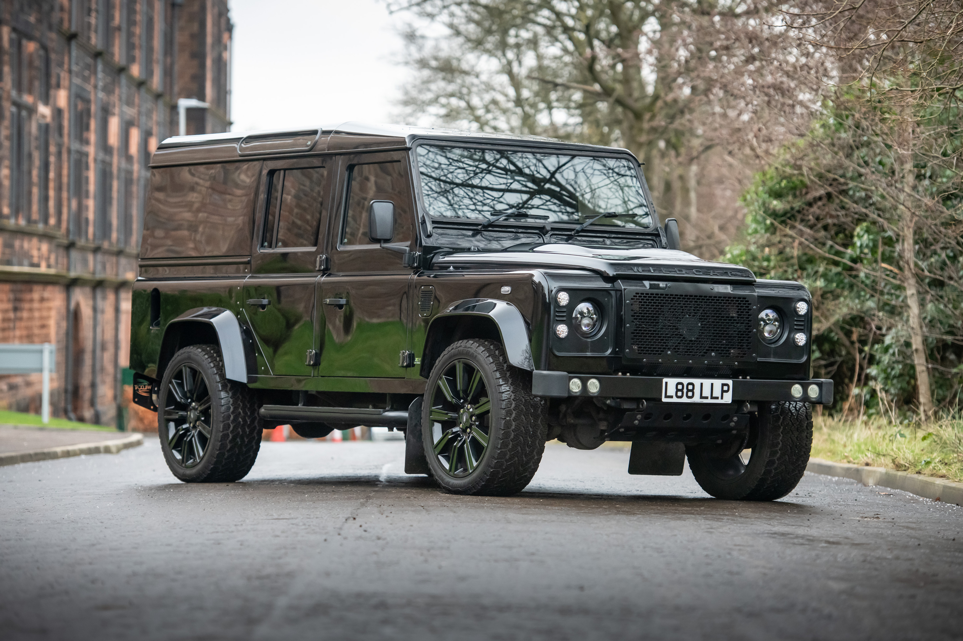 2014 Land Rover Defender 110 XS - Wildcat LS3 V8