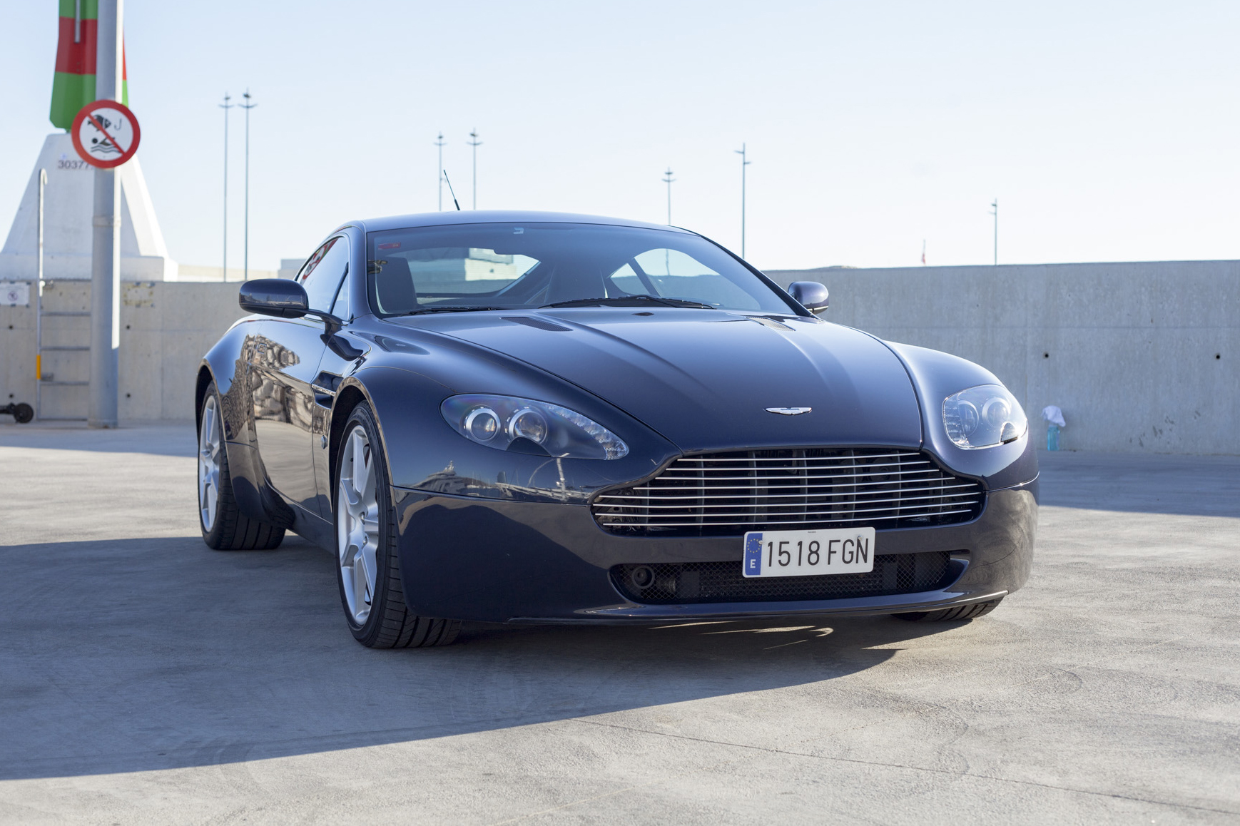 2006 Aston Martin V8 Vantage - Manual