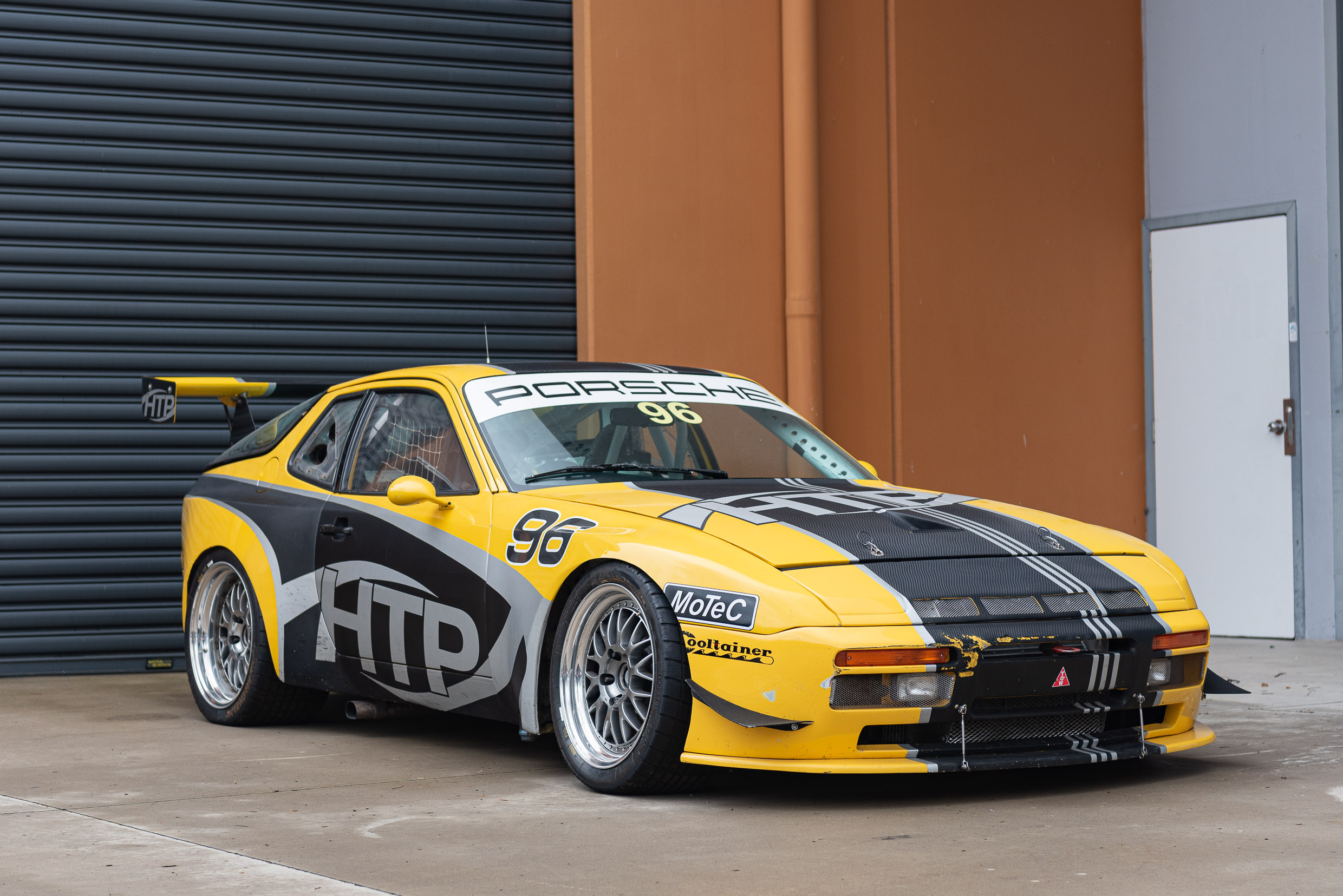 1986 Porsche 944 Turbo - Race Car And Trailer