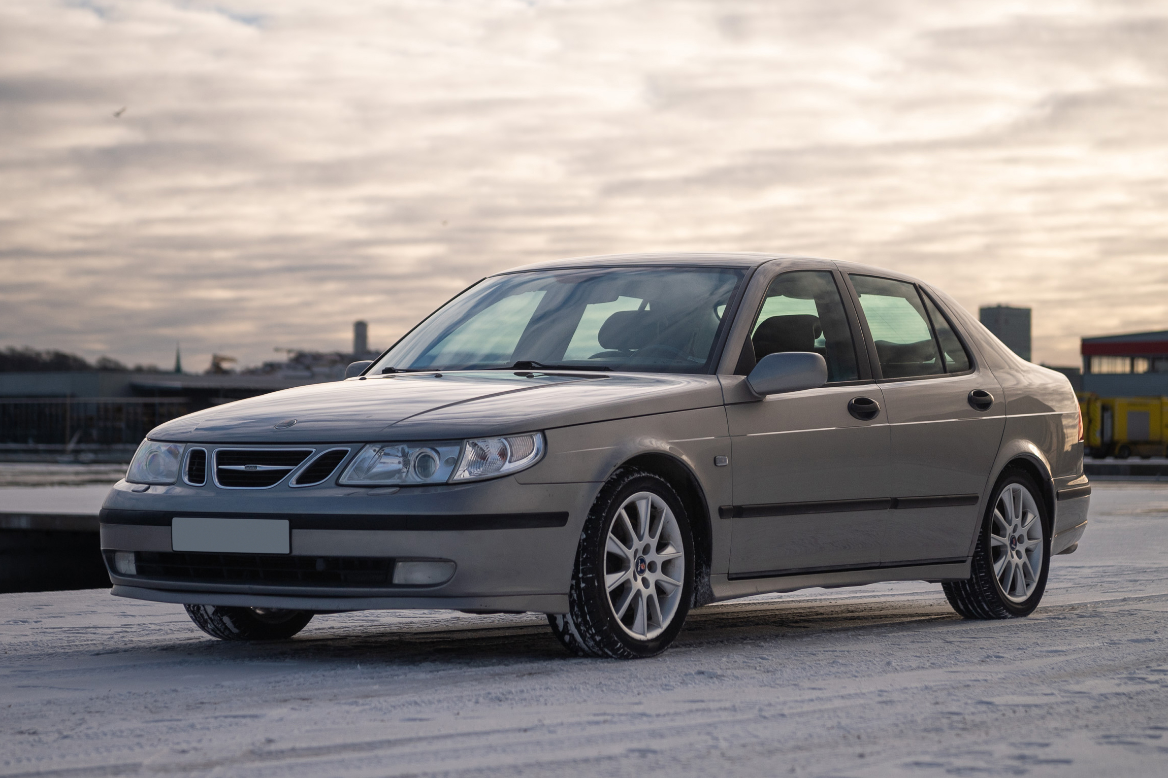 2001 Saab 9-5 Aero - Ex Press Car