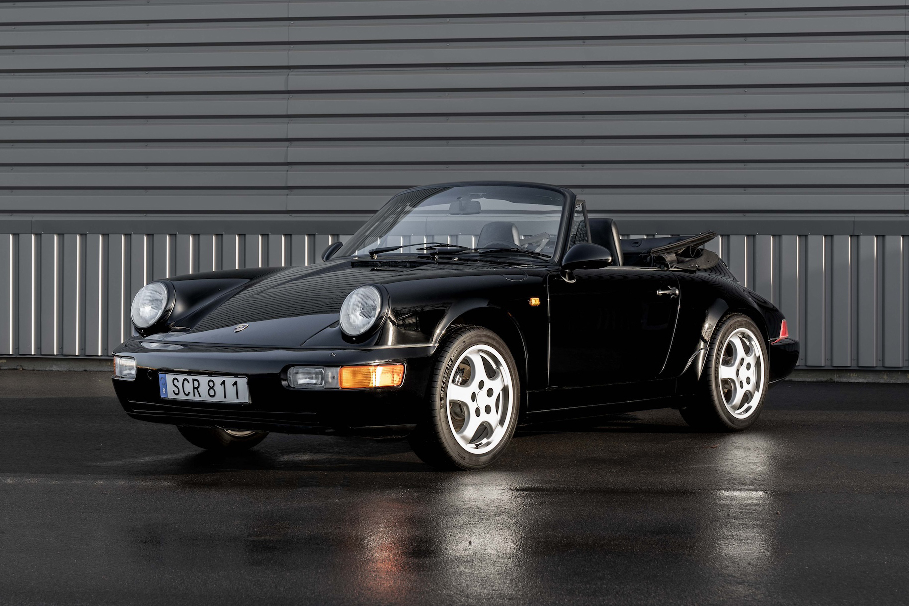 1990 Porsche 911 (964) Carrera 2 Cabriolet