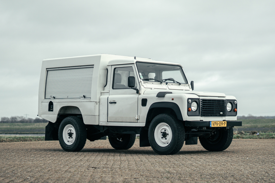 1995 Land Rover Defender 110 - EX Fire Brigade