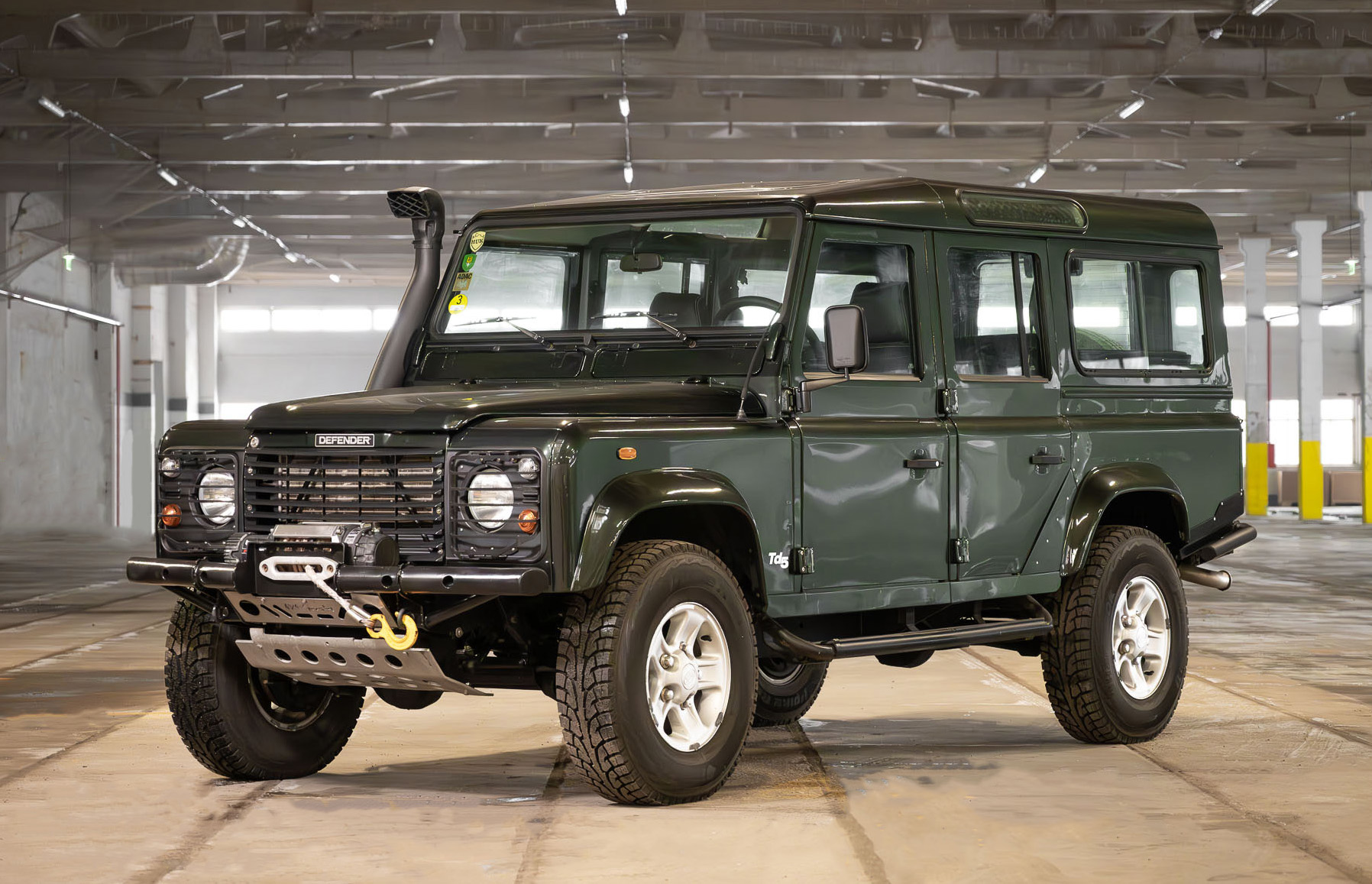 2005 Land Rover Defender 110 TD5 Station Wagon