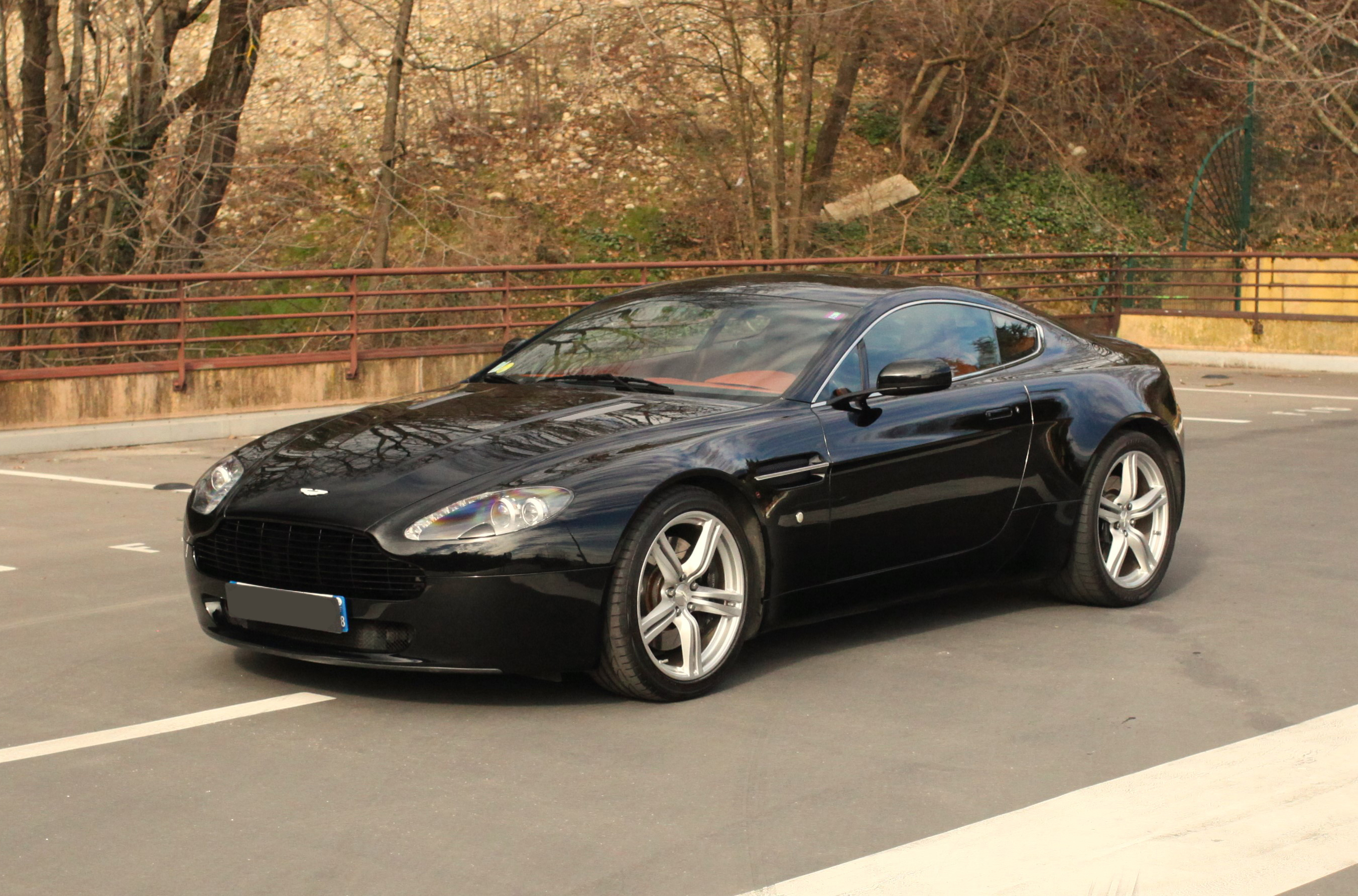 2007 Aston Martin V8 Vantage - Manual