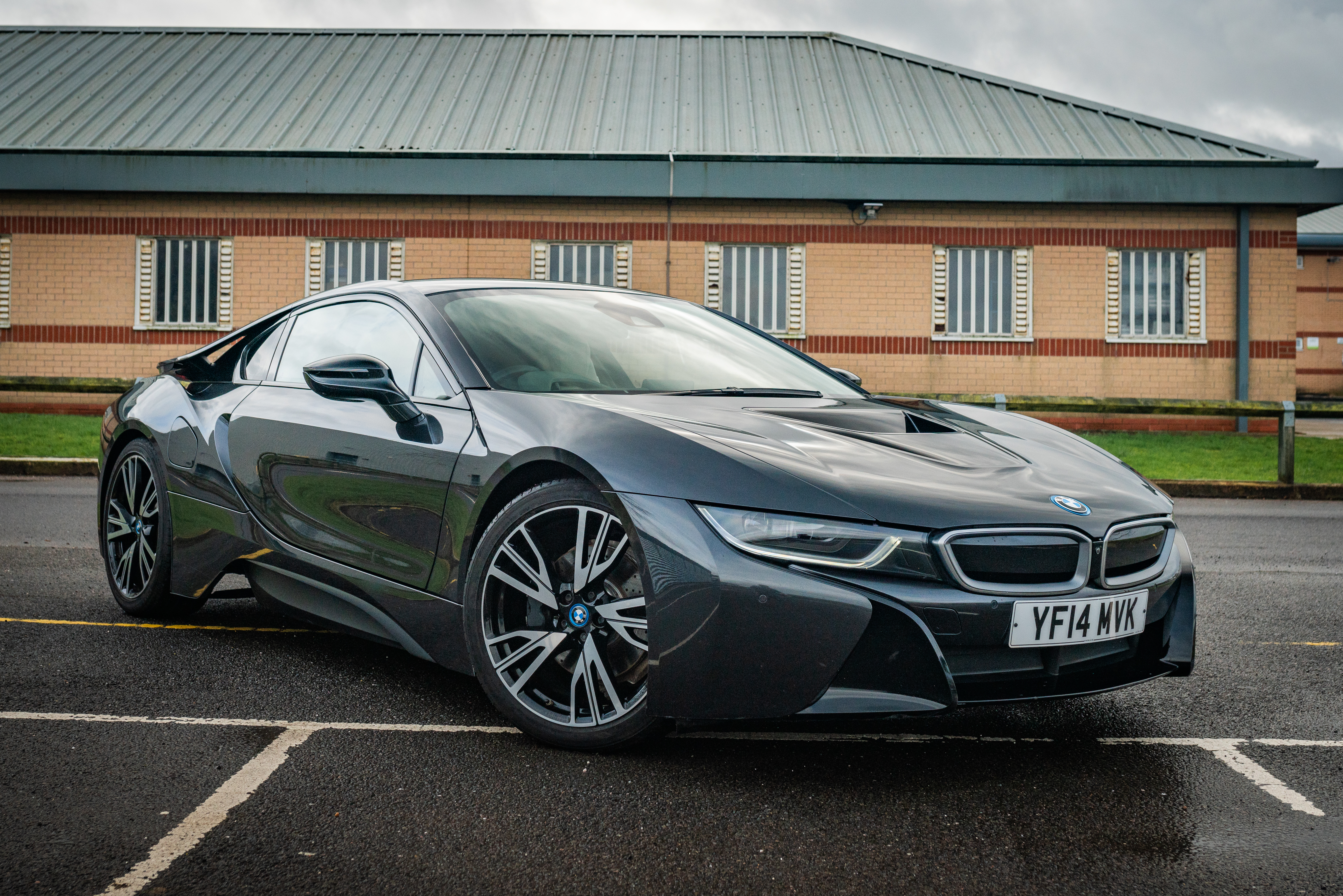 2014 BMW i8