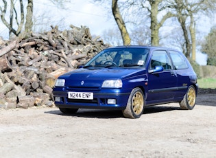 1995 RENAULT CLIO WILLIAMS 3 - 13,700 MILES FROM NEW