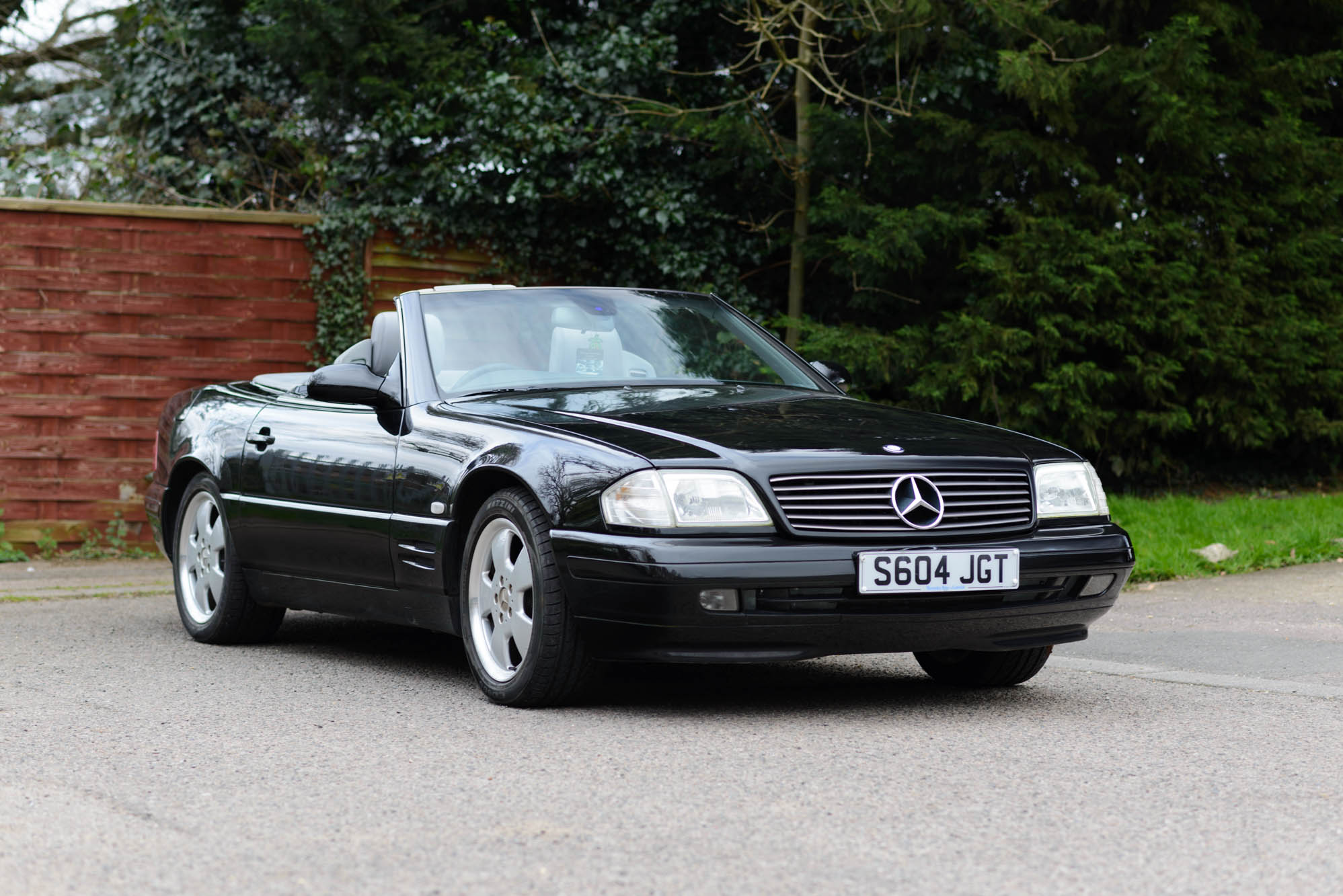 1999 MERCEDES-BENZ (R129) SL280