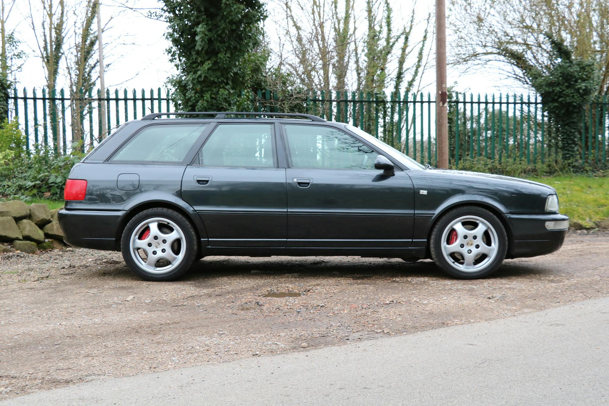 Audi 80 avant rs2