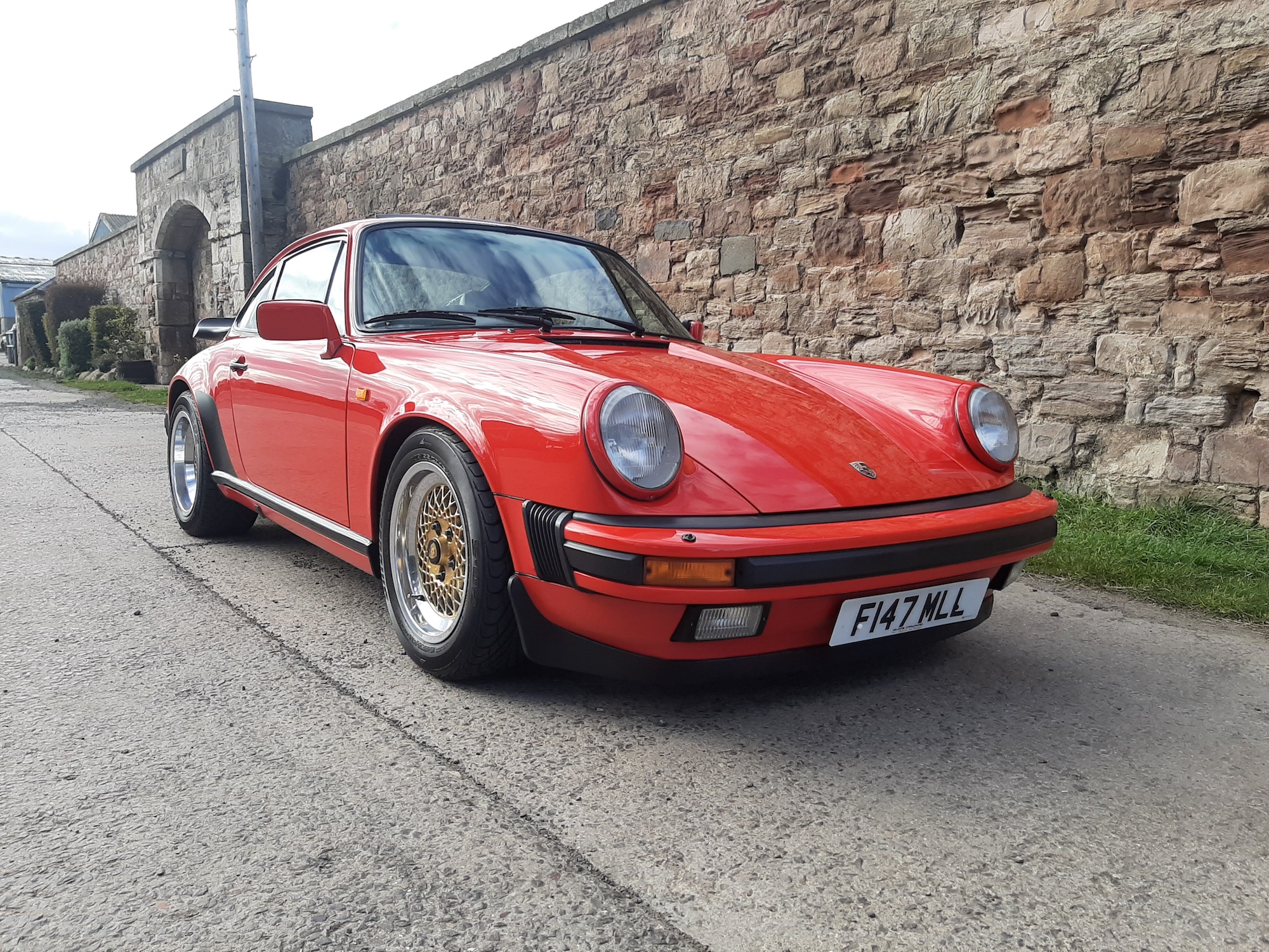 1988 PORSCHE 911 CARRERA 3.2 SPORT