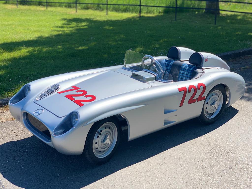 MERCEDES-BENZ 300 SLR '722' JUNIOR - SIGNED BY STIRLING MOSS