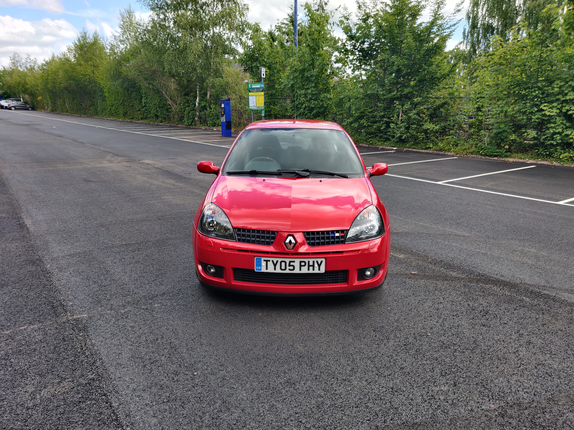 2005 RENAULTSPORT CLIO 182 TROPHY for sale by auction in Buckhurst Hill,  Essex, United Kingdom