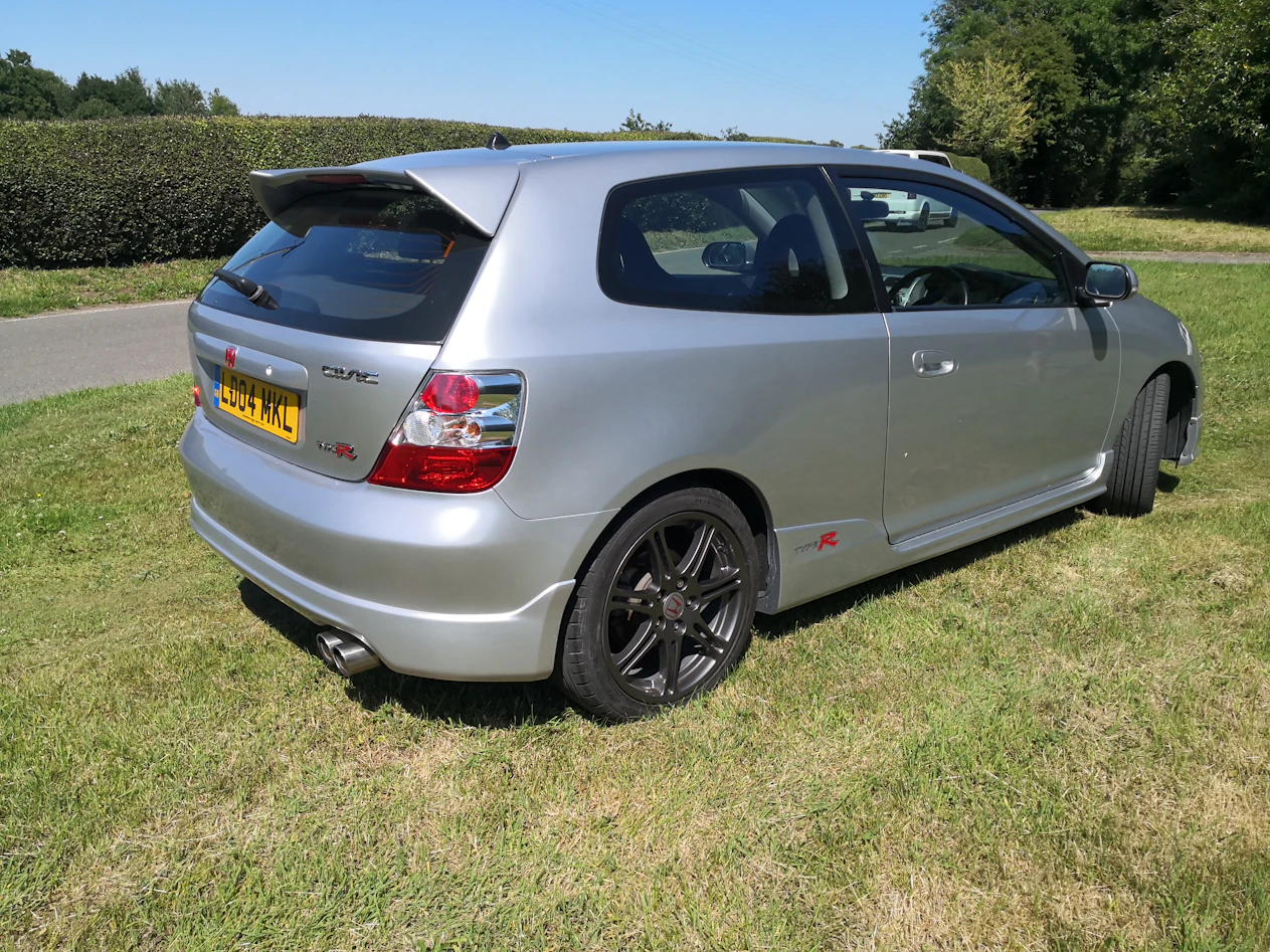 Honda Civic Hatchback 2004 honda-civic-hatchback-2004