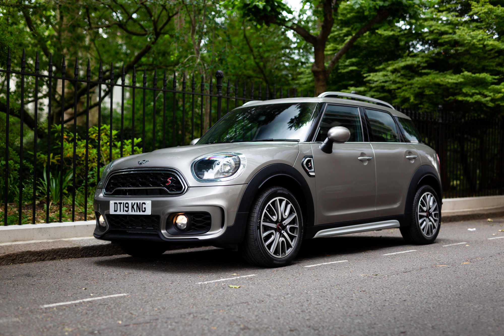 2019 MINI COUNTRYMAN COOPER S - 164 MILES FROM NEW