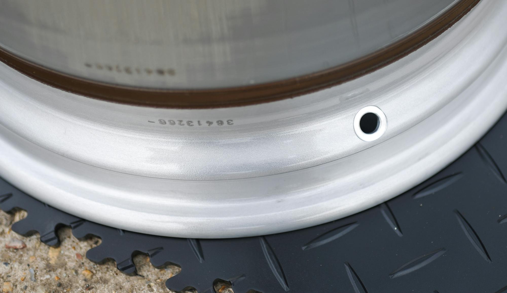 FERRARI F40 WHEELS - SET OF NEW ALLOY WHEELS