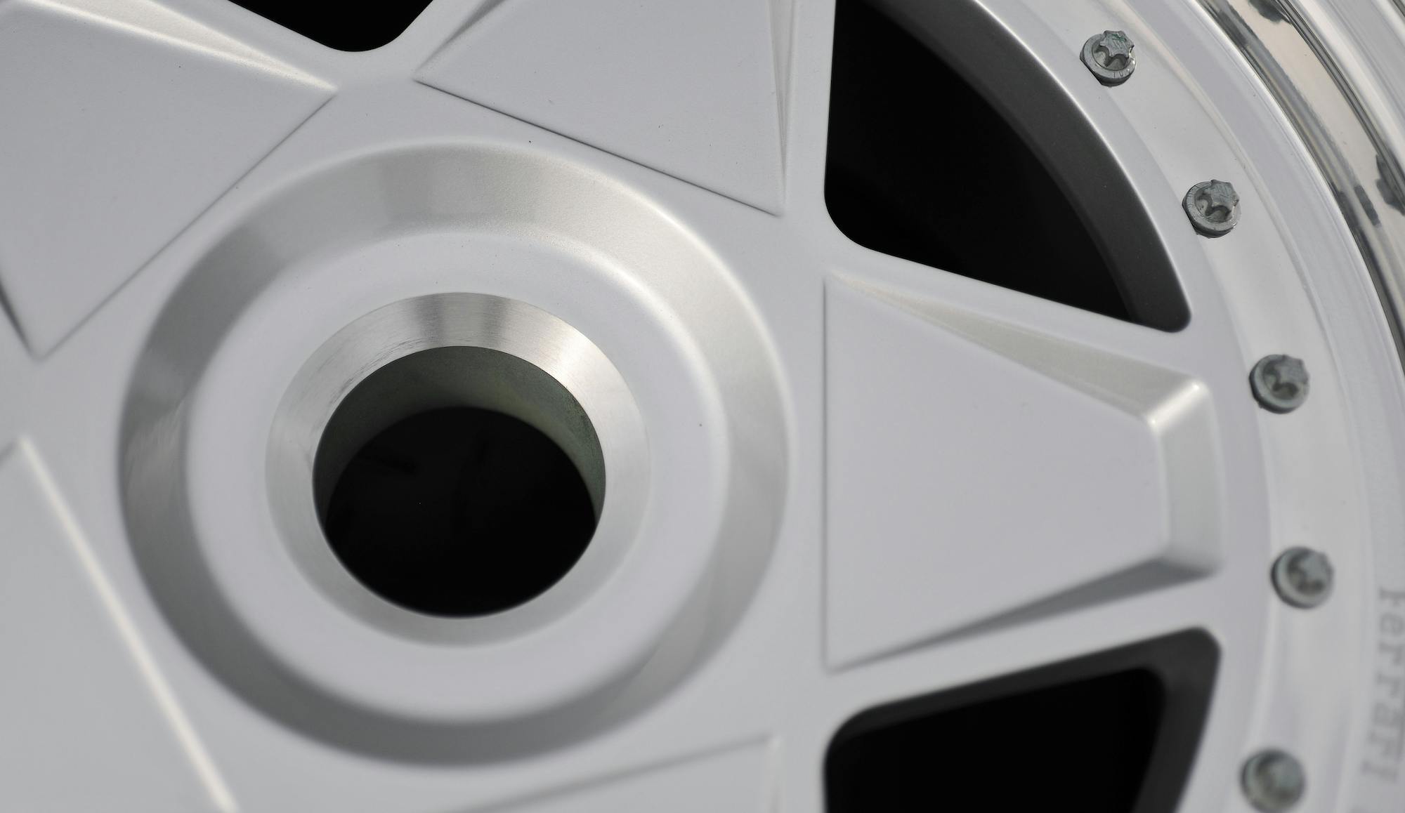 FERRARI F40 WHEELS - SET OF NEW ALLOY WHEELS