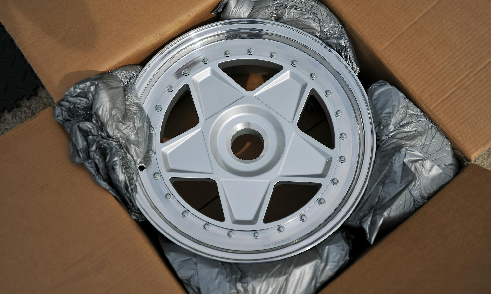 FERRARI F40 WHEELS - SET OF NEW ALLOY WHEELS
