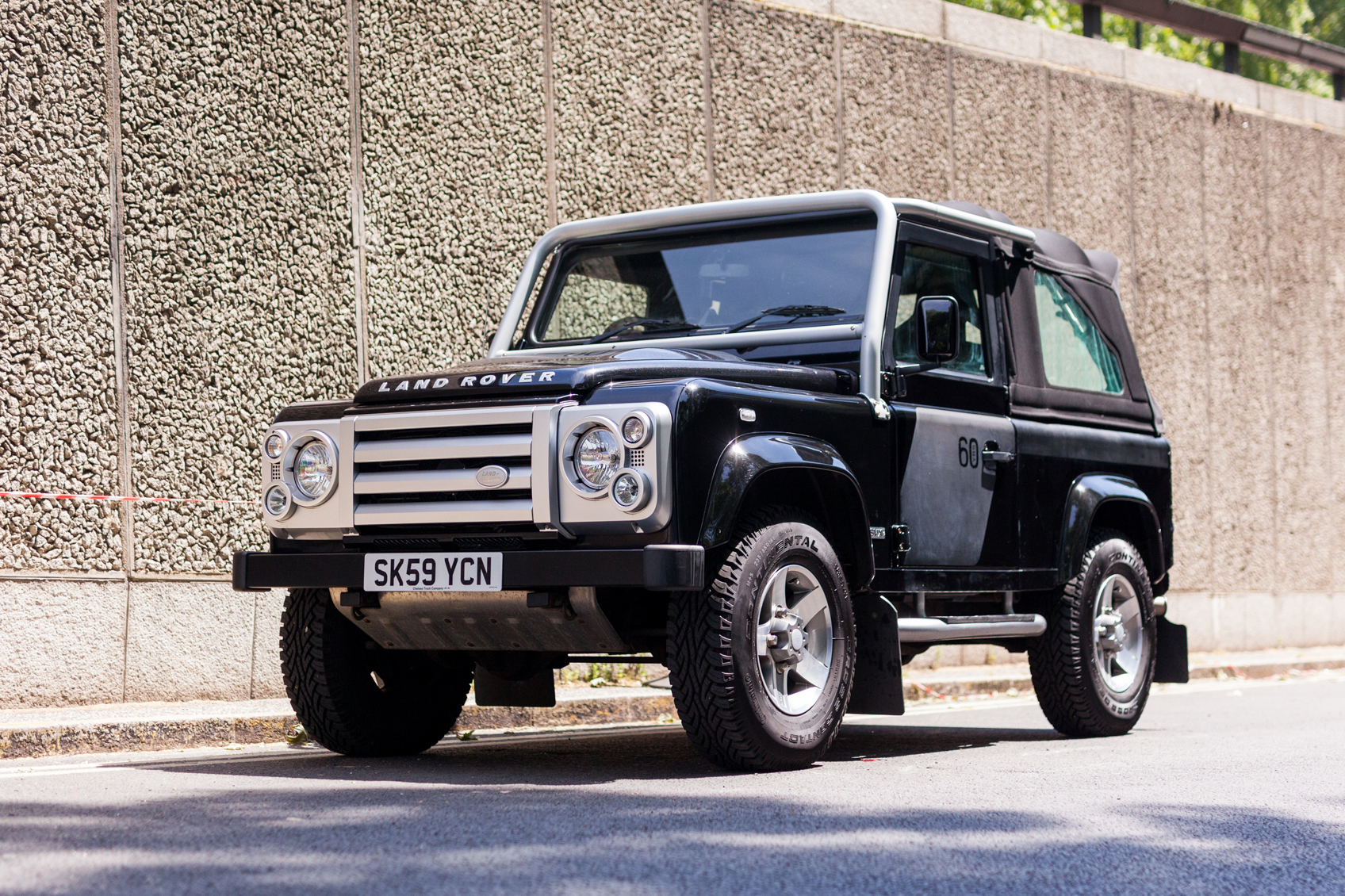 2009 LAND ROVER DEFENDER 90 SVX