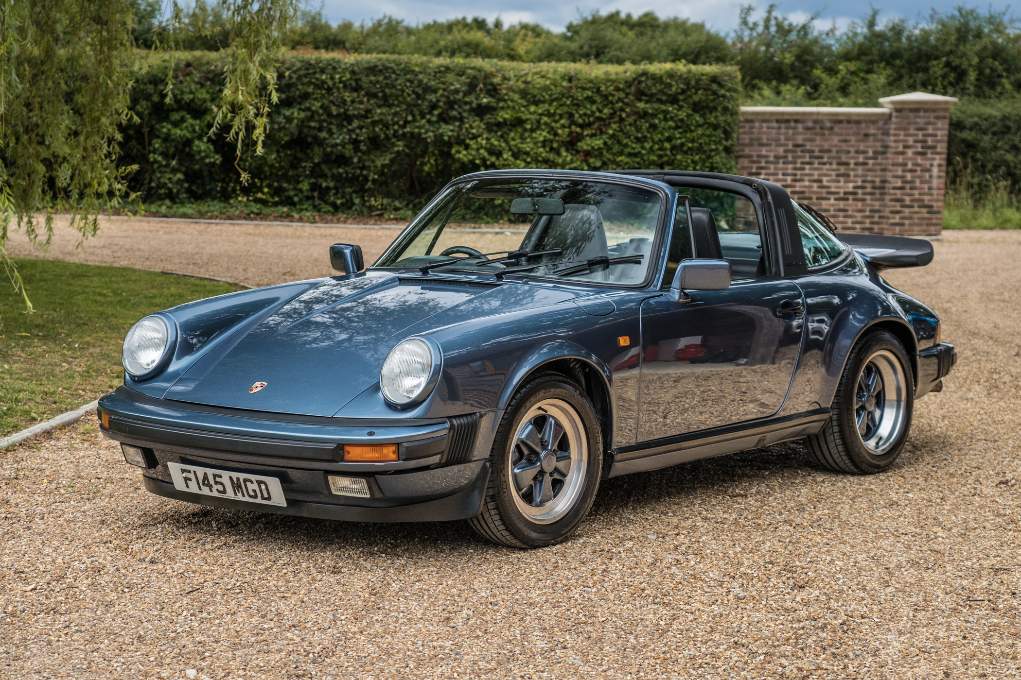 1989 PORSCHE 911 CARRERA 3.2 SPORT TARGA