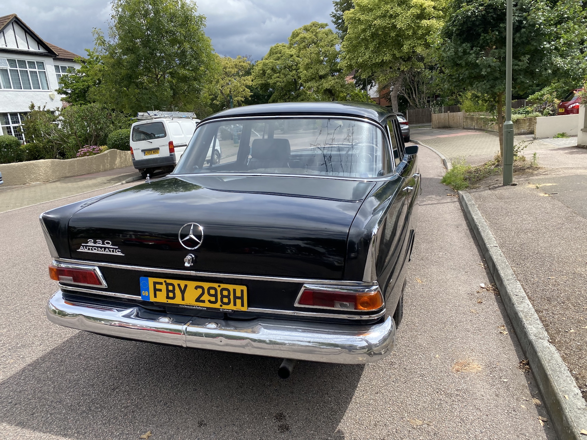1966 MERCEDES-BENZ (W110) 230 'FINTAIL' for sale by auction in London ...