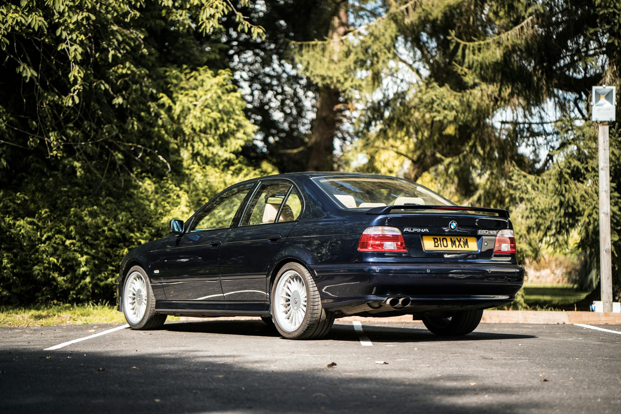 2001 BMW ALPINA (E39) B10 3.3 SALOON