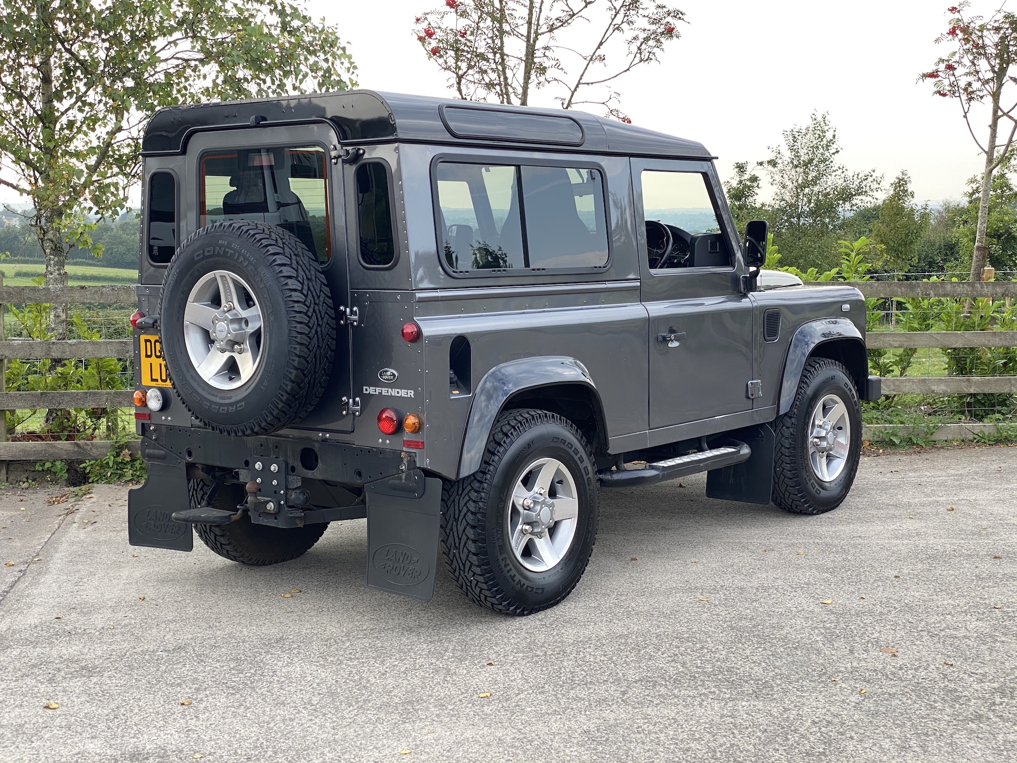 2015 LAND ROVER DEFENDER 90 LANDMARK EDITION for sale by auction in