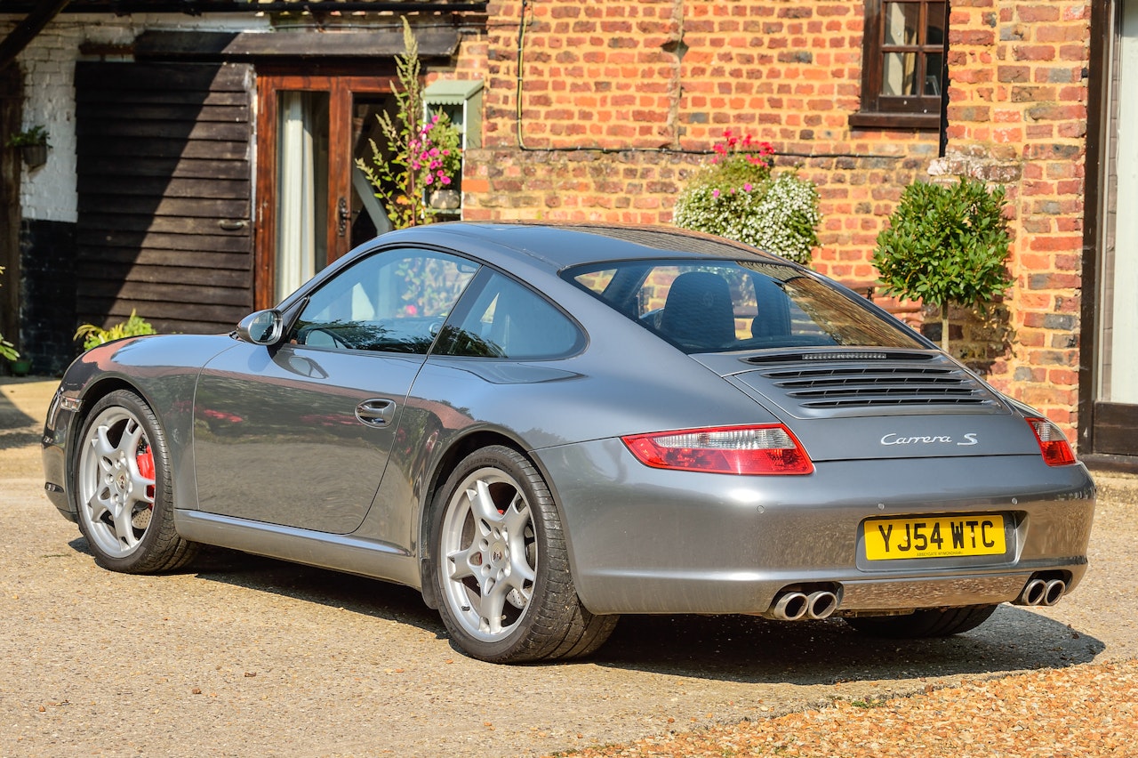 04 Porsche 911 997 Carrera S