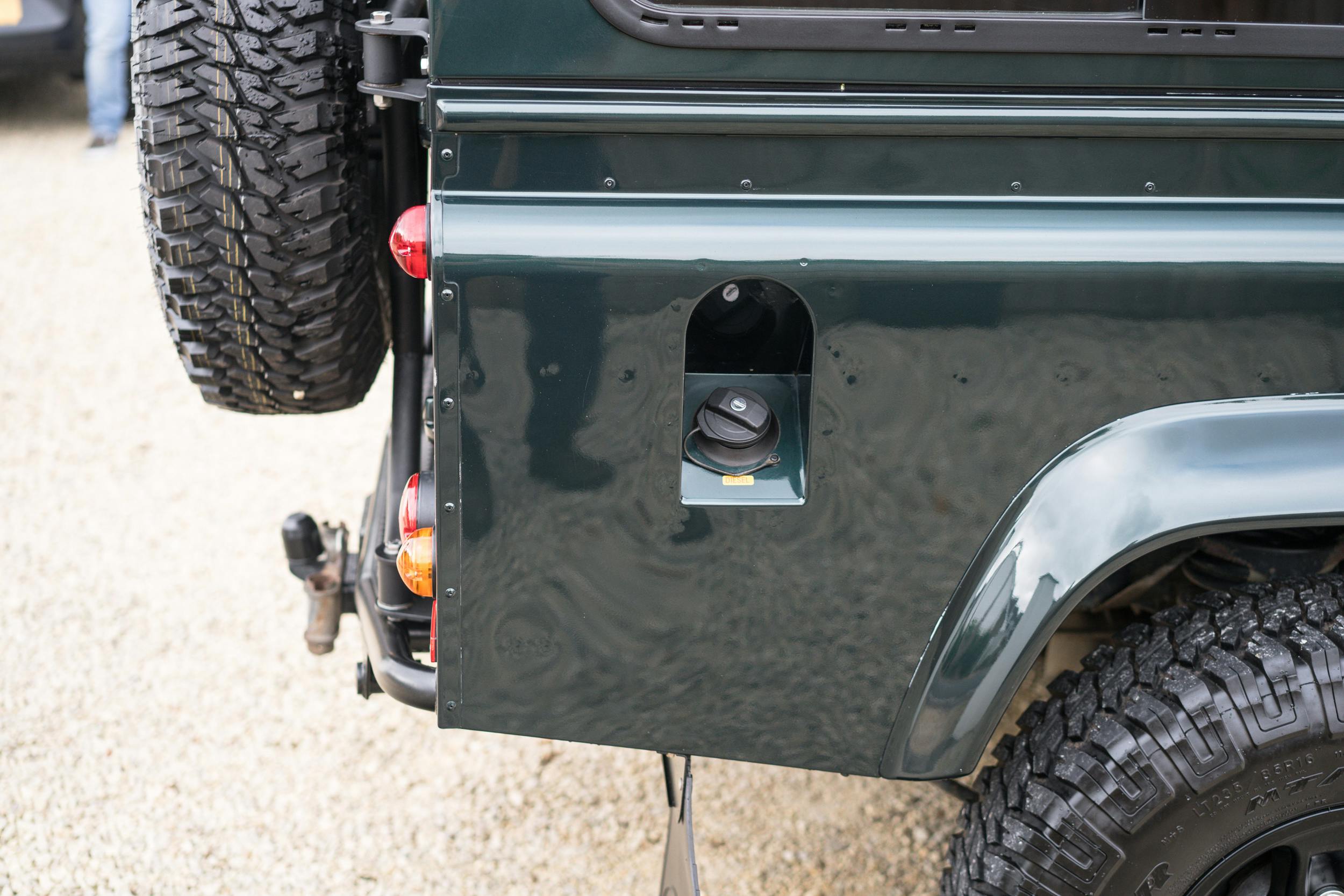 2015 LAND ROVER DEFENDER 110 XS