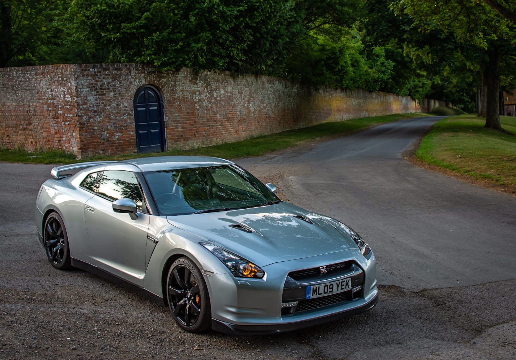 2009 NISSAN (R35) GT-R BLACK EDITION