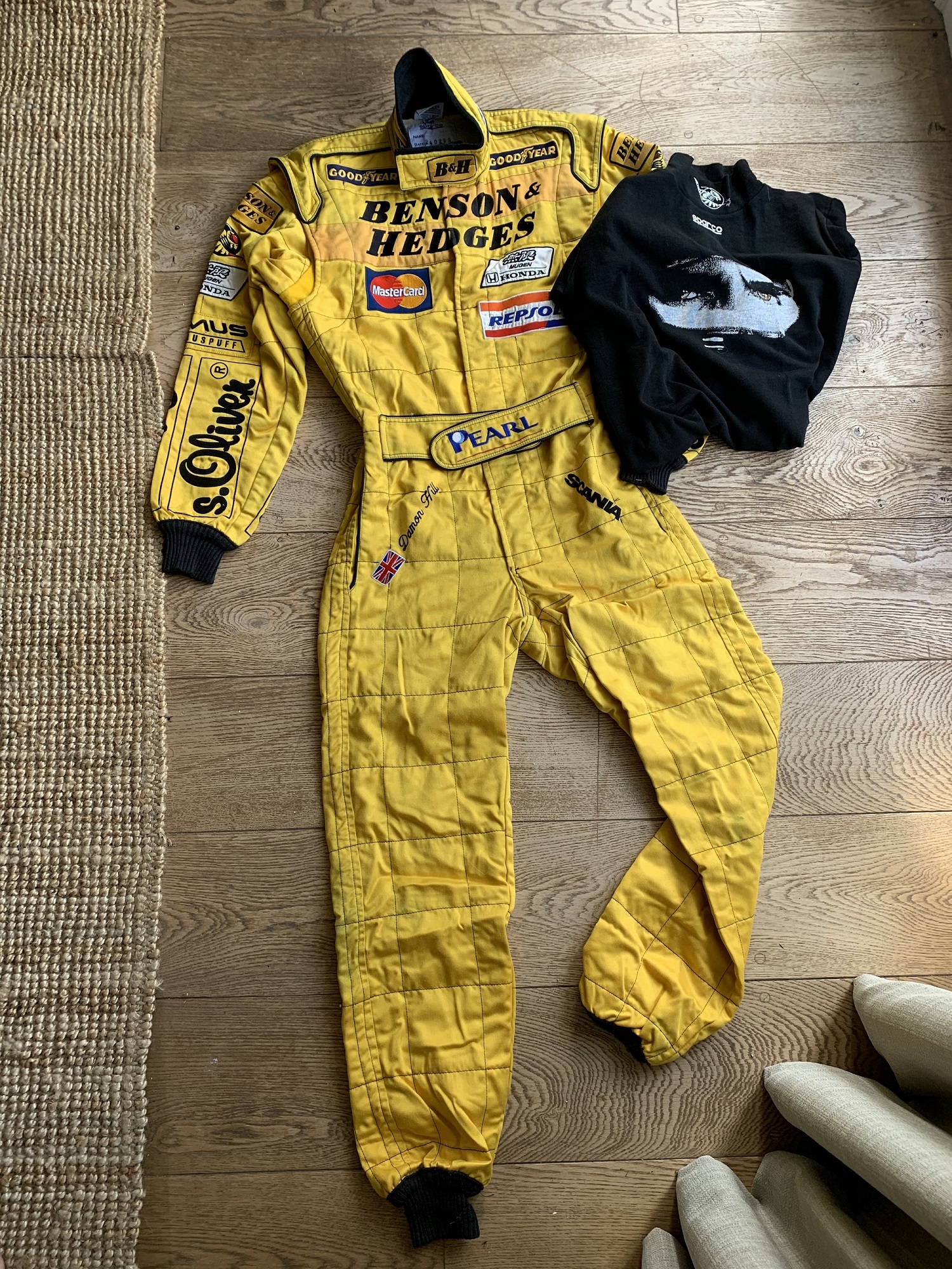 CHARITY AUCTION - DAMON HILL’S JORDAN F1 RACING OVERALLS for sale by ...