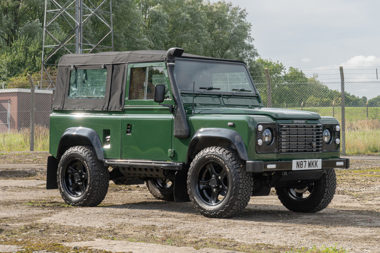 1995 LAND ROVER DEFENDER 90 CONVERTIBLE