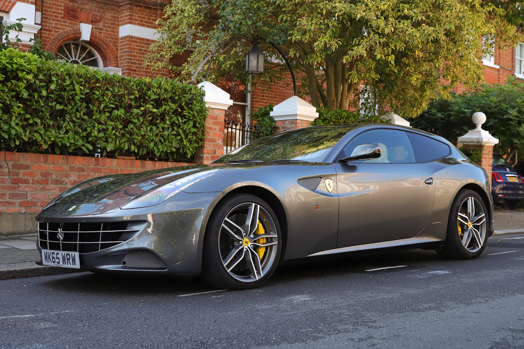 NO RESERVE: 2015 FERRARI FF