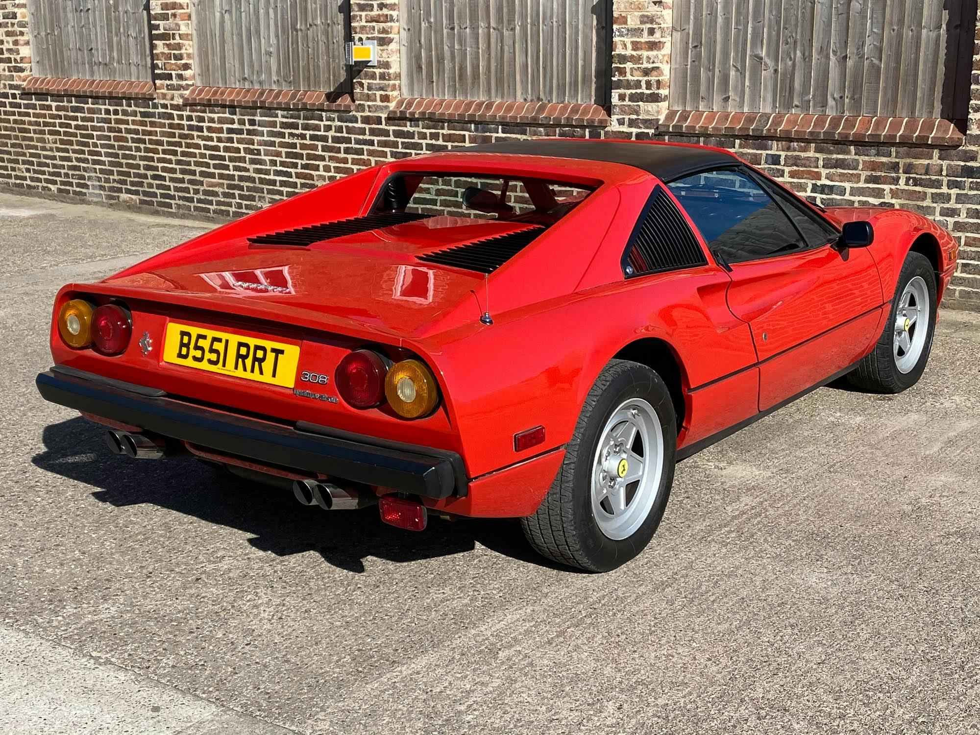 1984 ferrari 308 gts