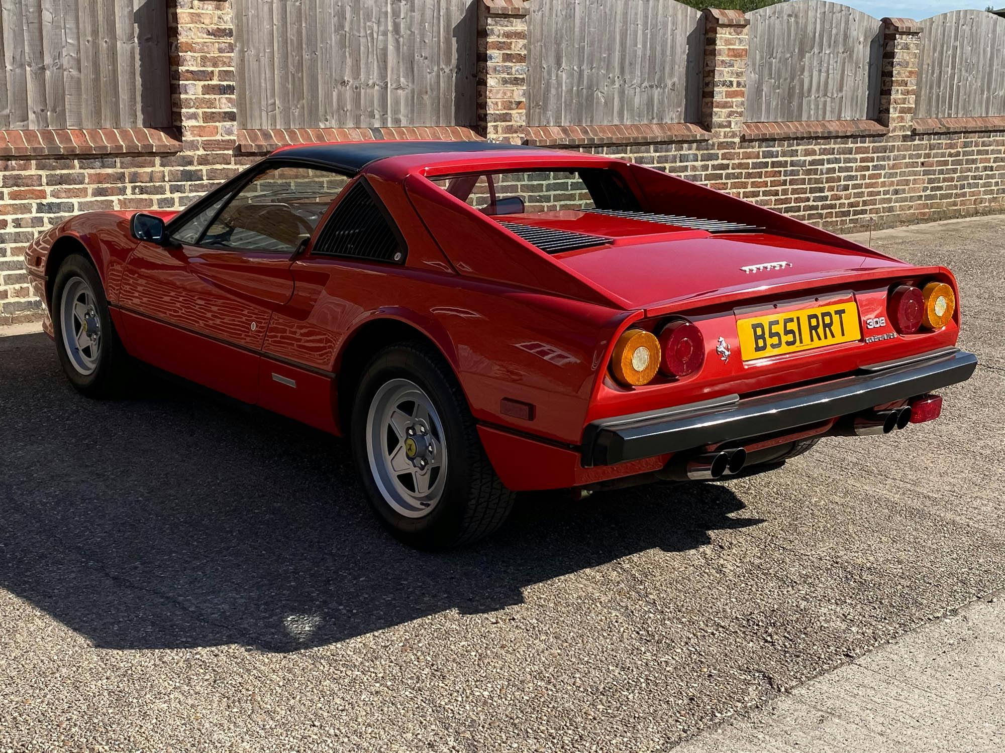 1984 ferrari 308 gts