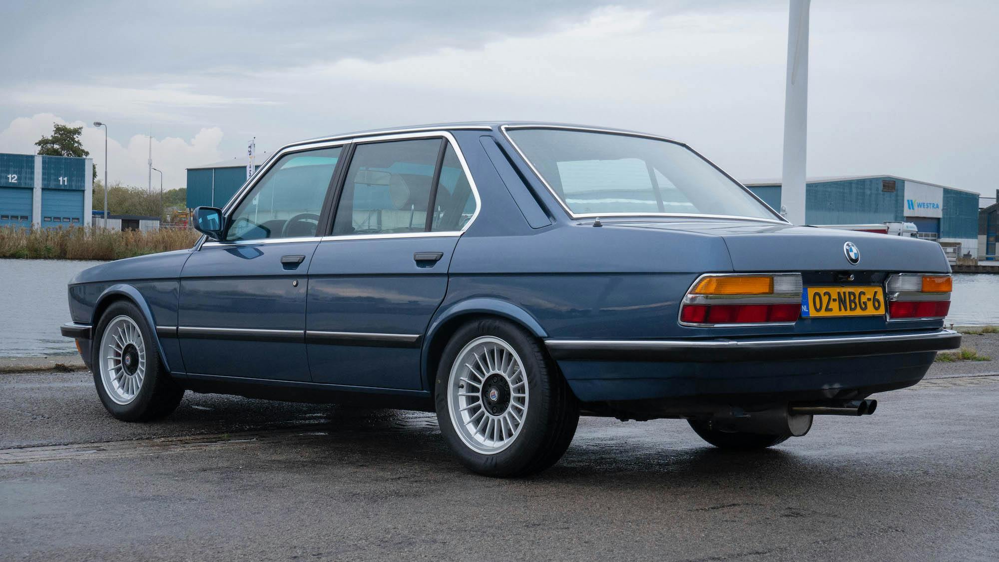 1986 BMW (E28) 535i