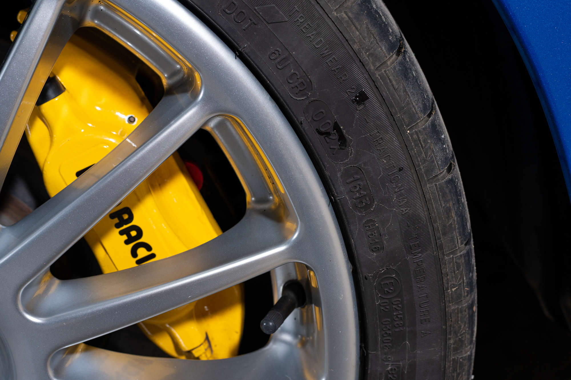 2004 RENAULT CLIO V6 255 PHASE 2 for sale by auction in Ludgershall