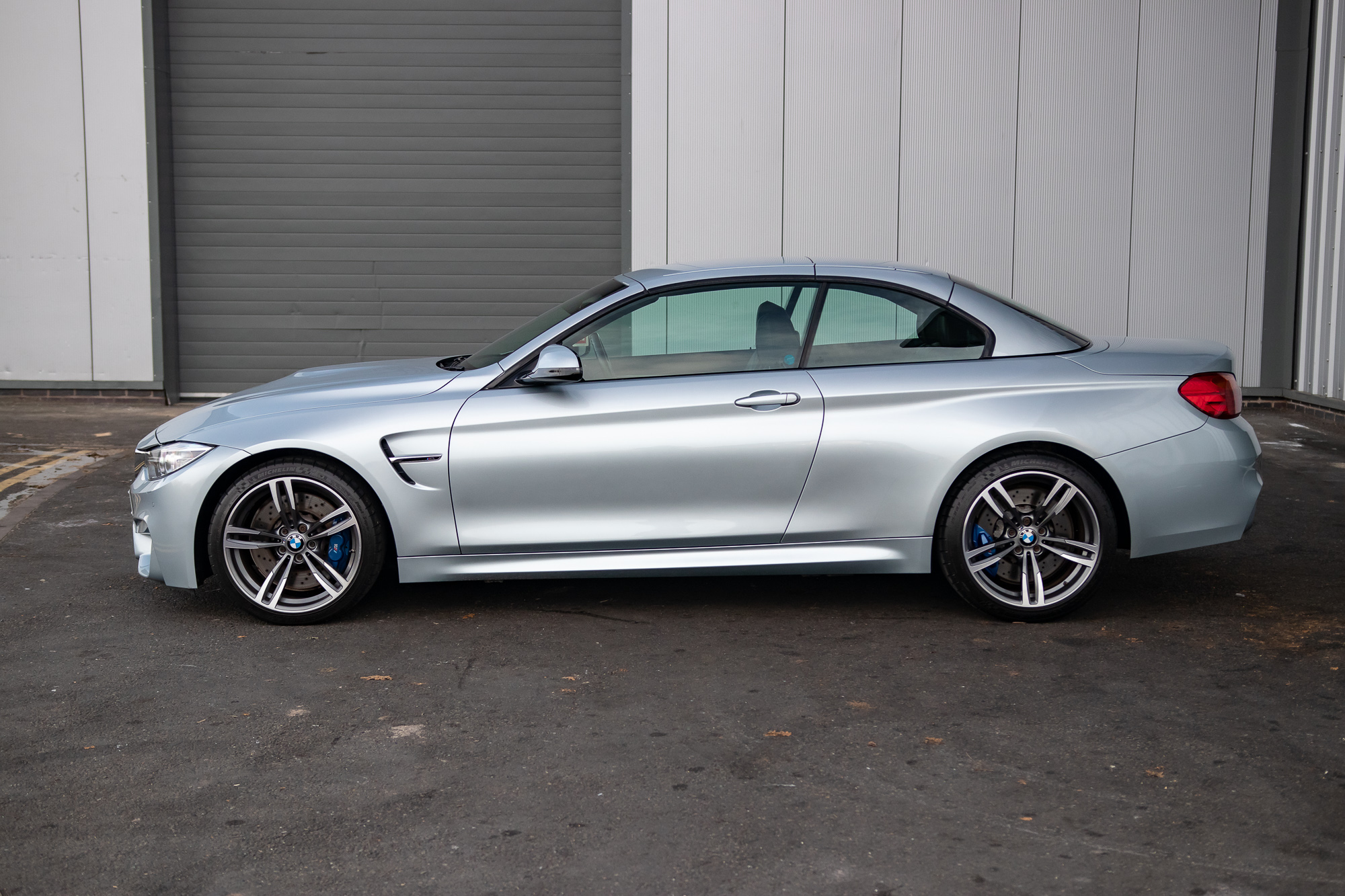 2015 BMW M4 CONVERTIBLE MANUAL