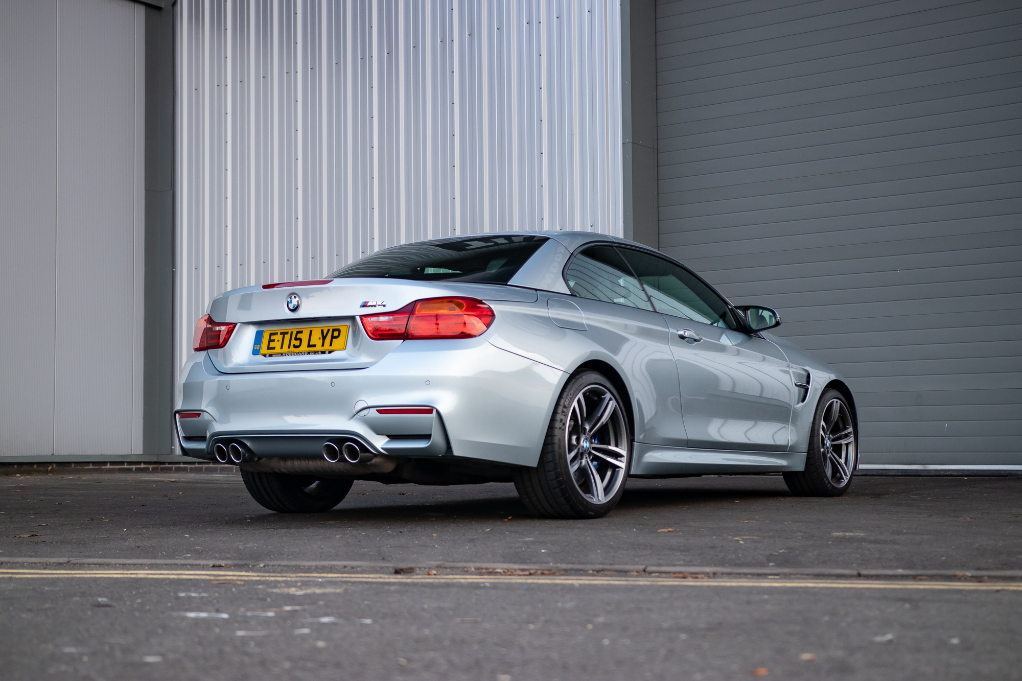 2015 BMW M4 CONVERTIBLE MANUAL