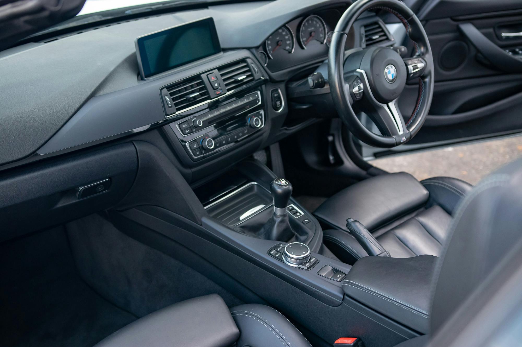 2015 BMW M4 CONVERTIBLE - MANUAL