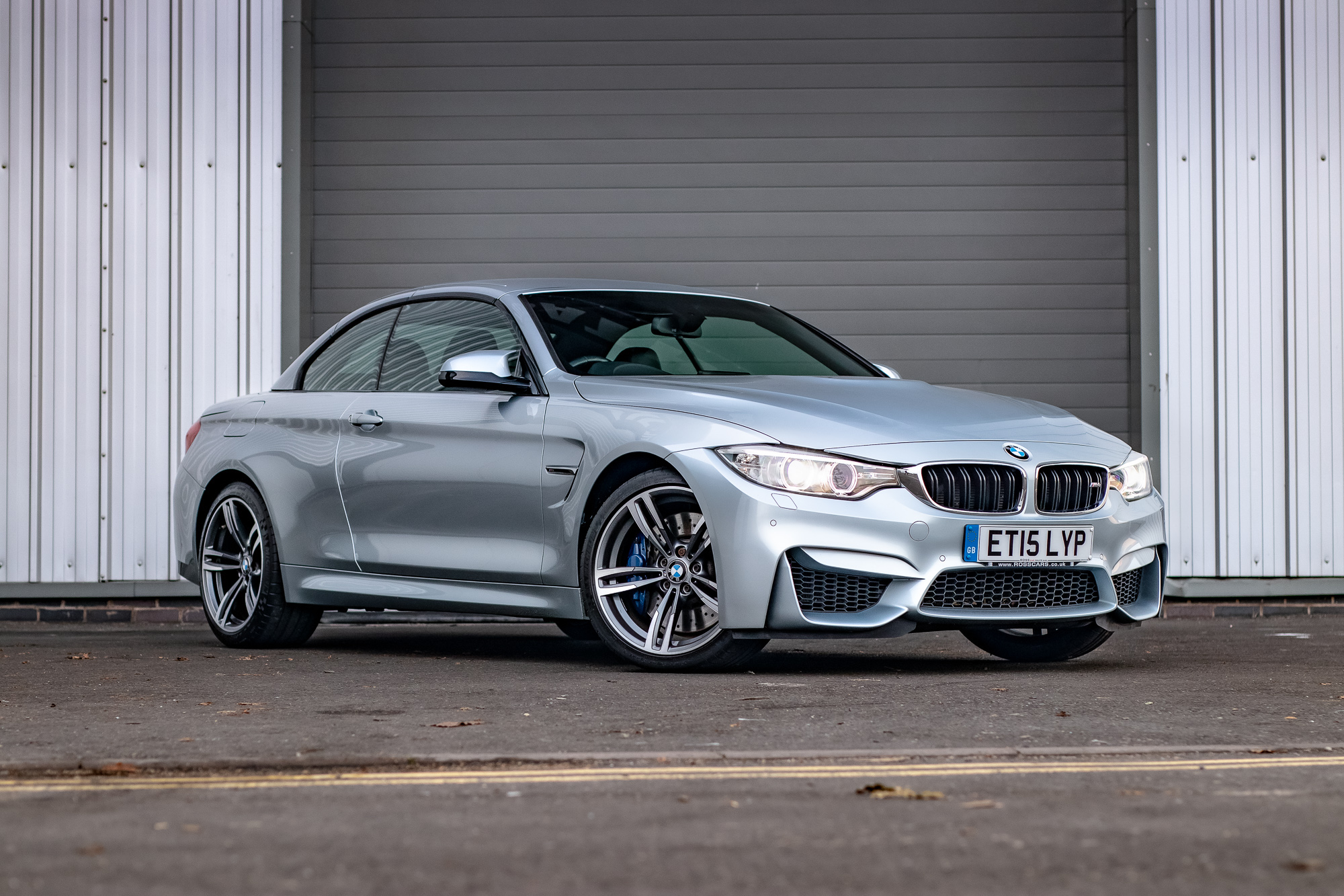 2015 BMW M4 CONVERTIBLE MANUAL