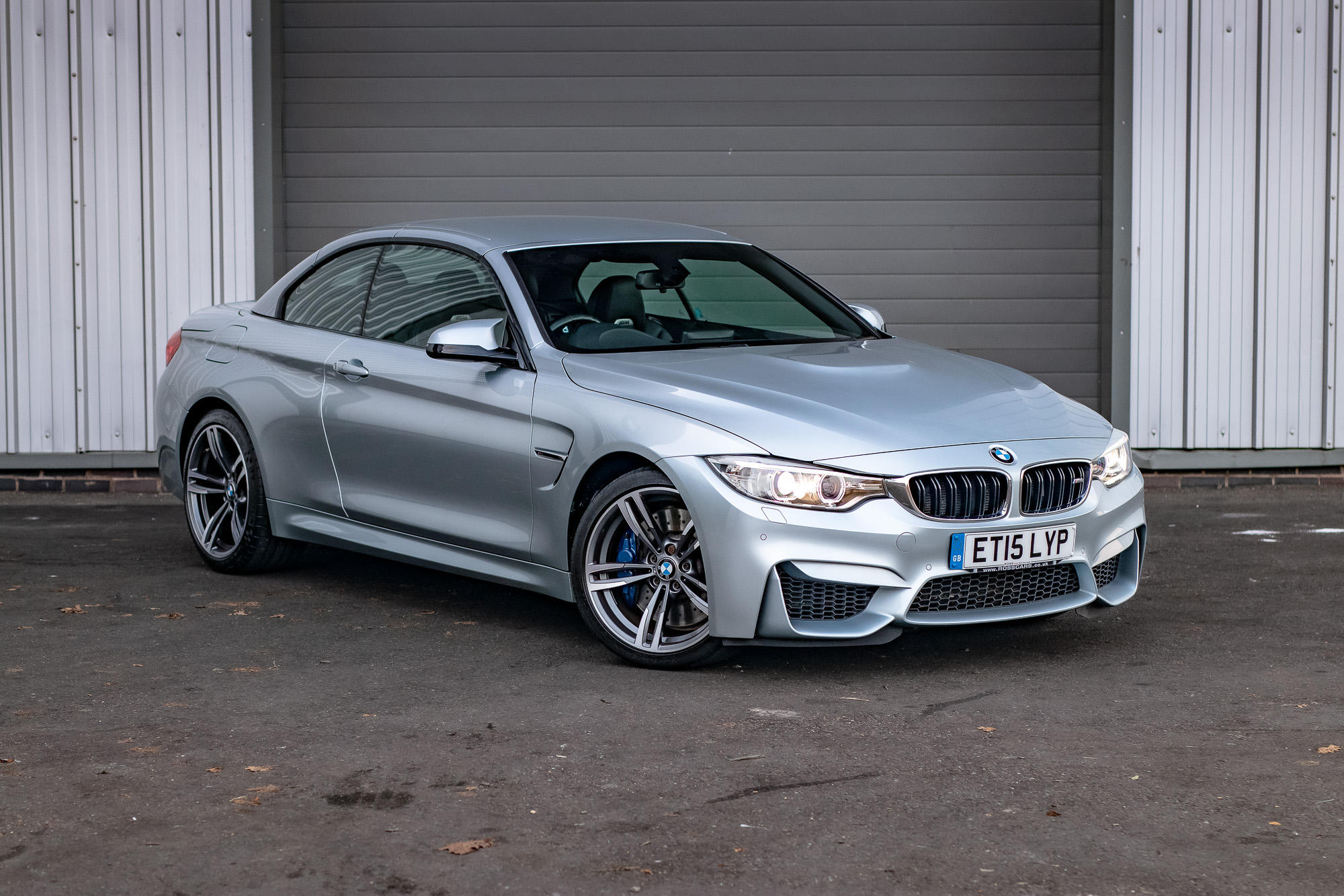 2015 BMW M4 CONVERTIBLE MANUAL