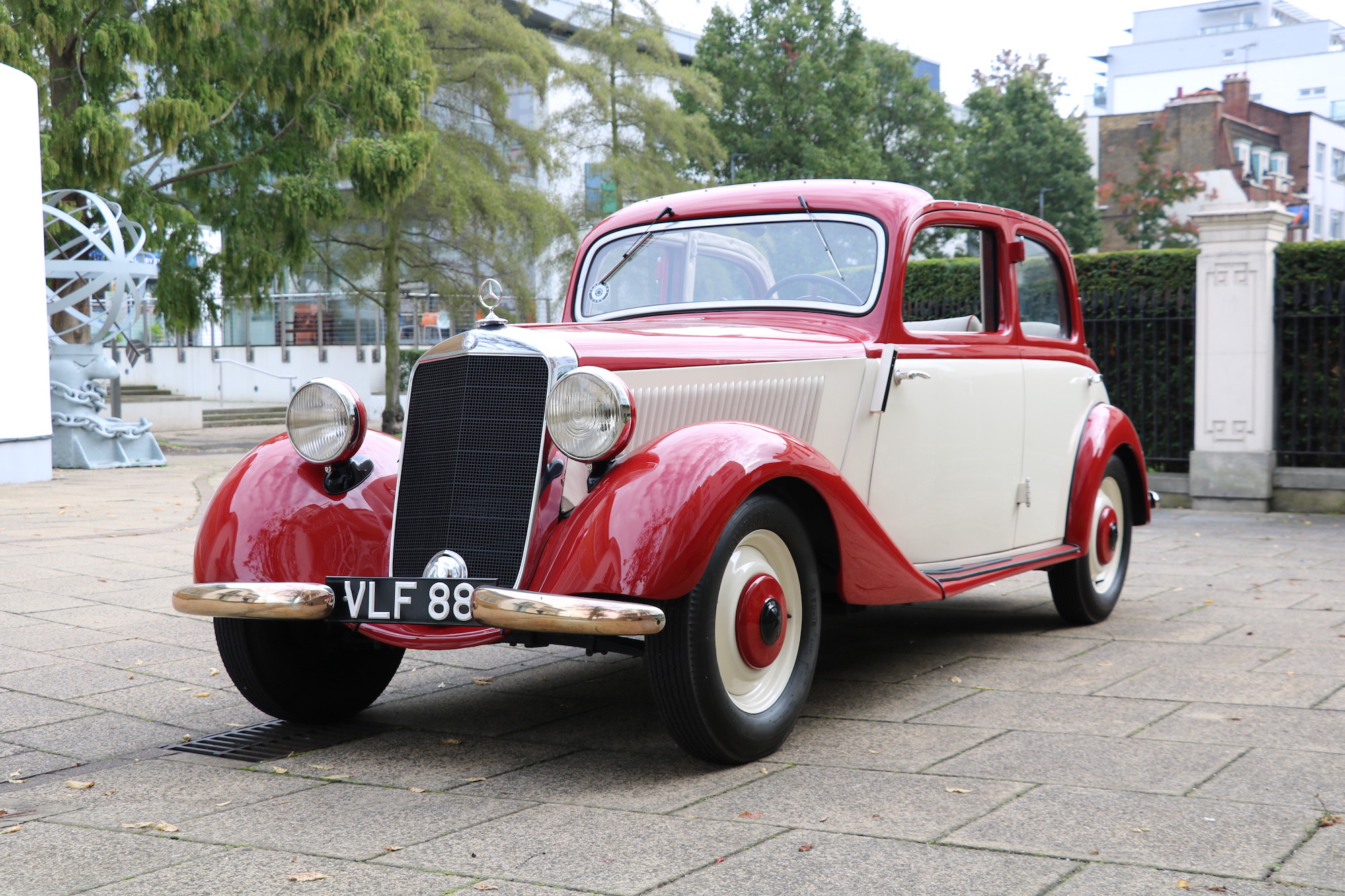 1949 MERCEDES-BENZ 170 V CABRIOLET LIMOUSINE